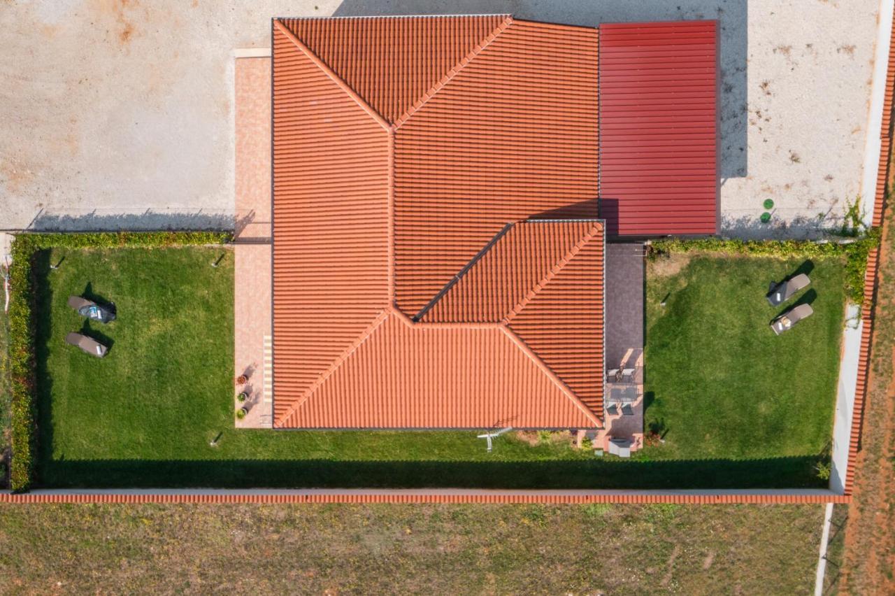 Villa Gracia Sveti Lovreč Pazenatički 外观 照片